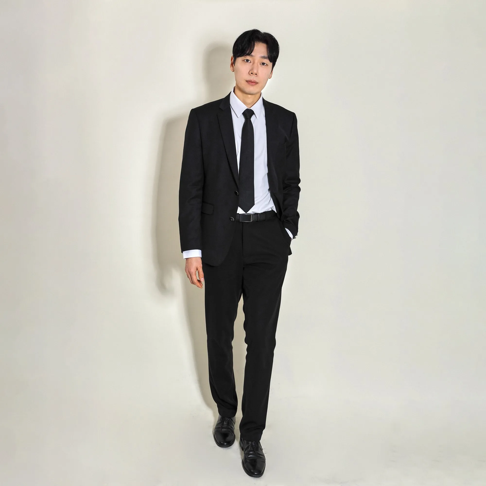 배우 최우리 프로필 사진 8 / 9